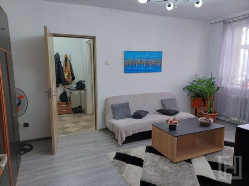 Apartament 2 camere, etaj intermediar, zona Piata Hermes, ClujNapoca