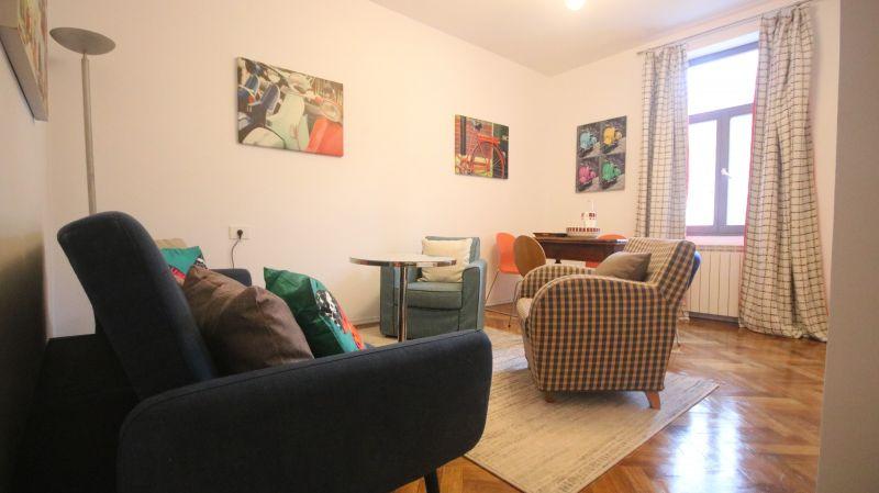 Inchiriere apartamente de vis...piata Balcescu — fotografia 1