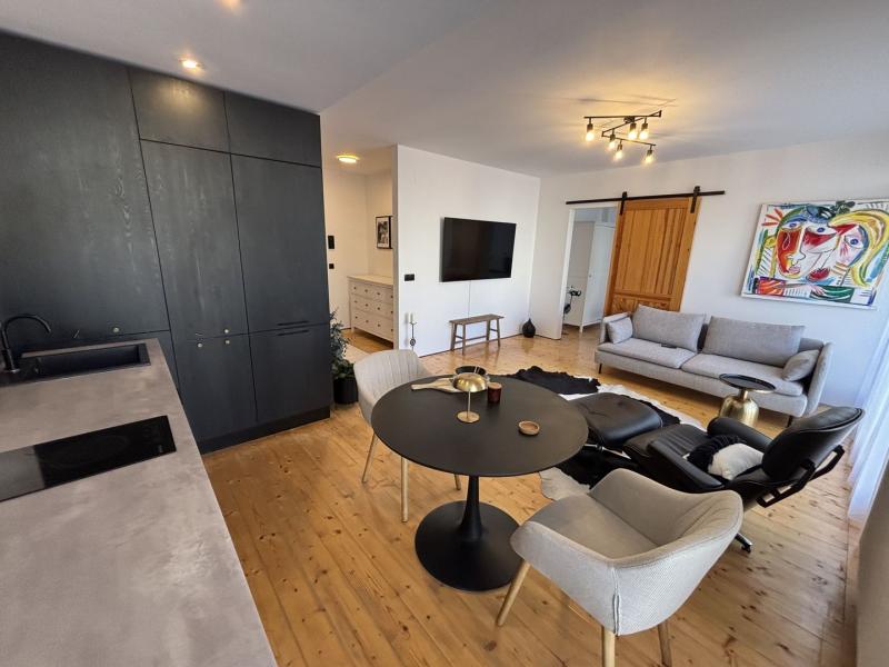 Apartament 2 camere in imobil nou zona Soarelui — fotografia 1
