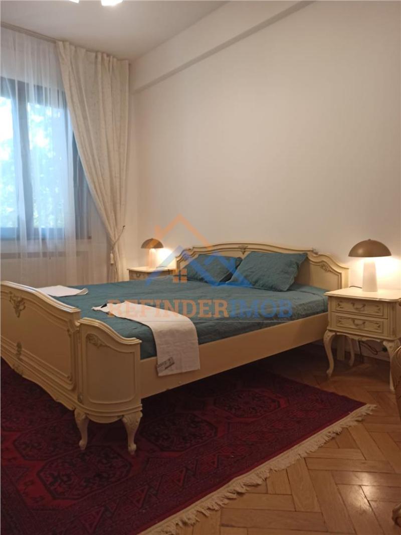 Garsoniera de vanzare, zona Drumul Sarii — fotografia 1