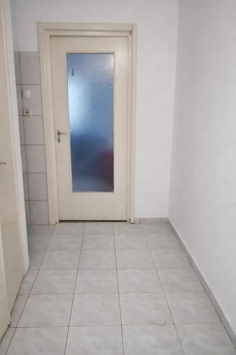 Etaj 1 cu centrala propie linga piata verde, Timisoara - CI2681726 ...