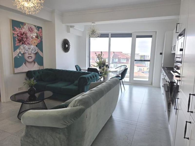 Apartament 3 camere de inchiriat in Oradea, Luceafarul, Lux — fotografia 1