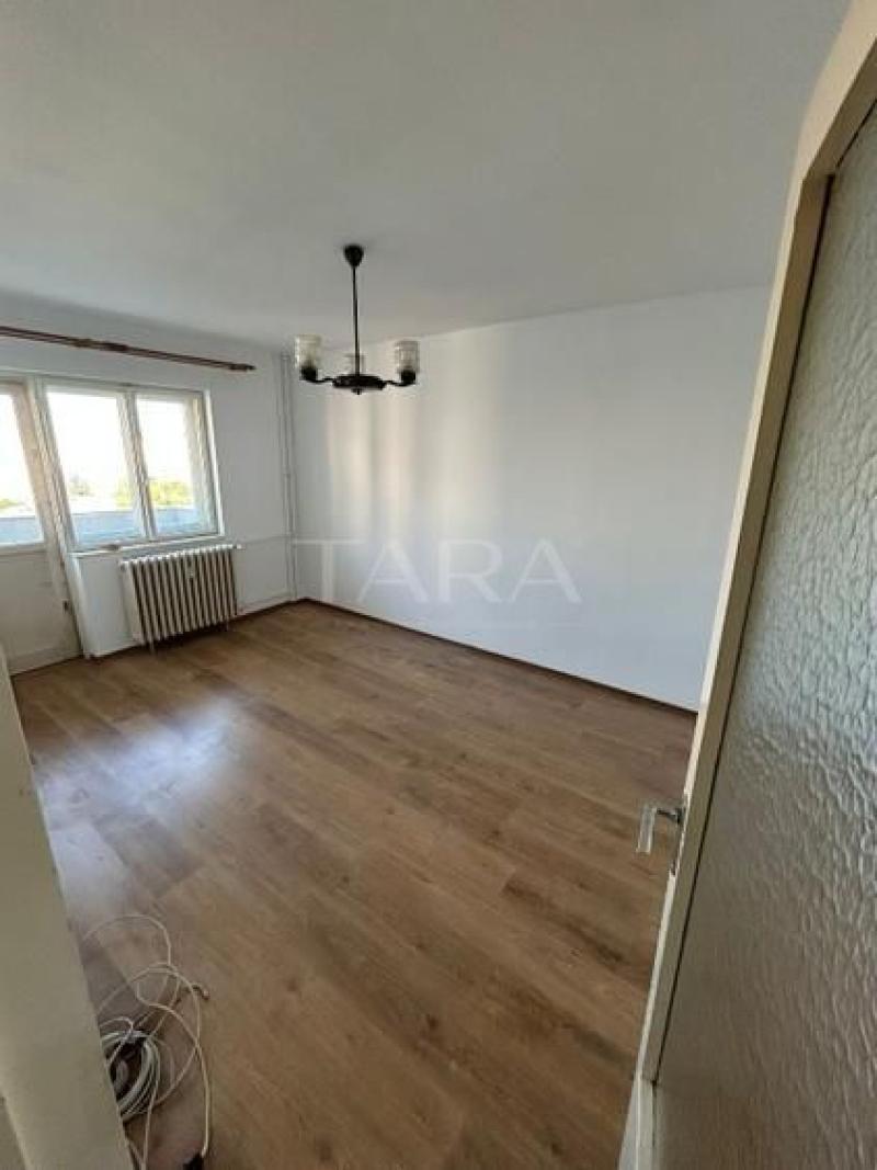 Apartament cu 2 camere decomandate, balcon, Manastur — fotografia 1